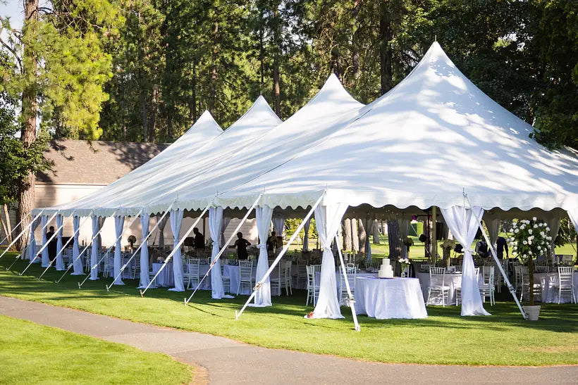 To Tent or Not to Tent: Do I Need a Tent for an Outdoor Wedding?