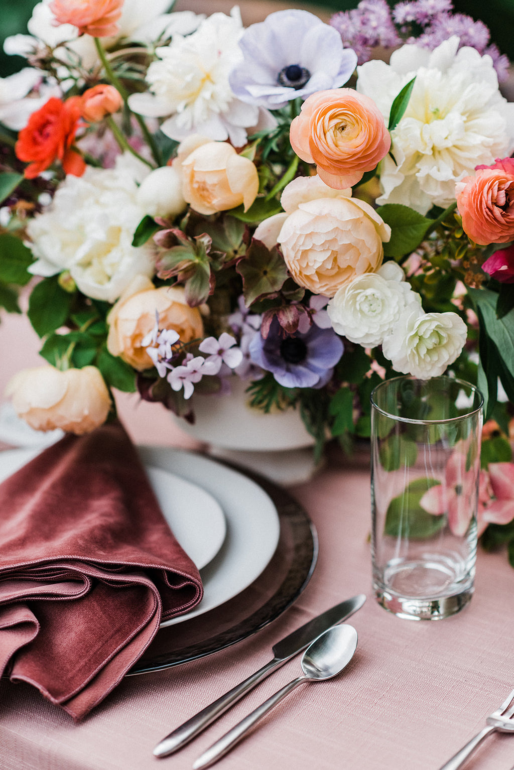 Modern English Garden Styled Shoot
