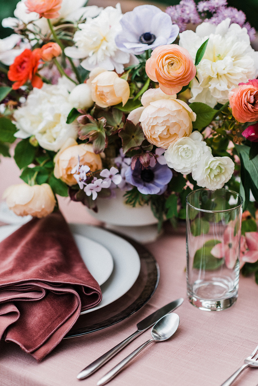 Modern English Garden Styled Shoot