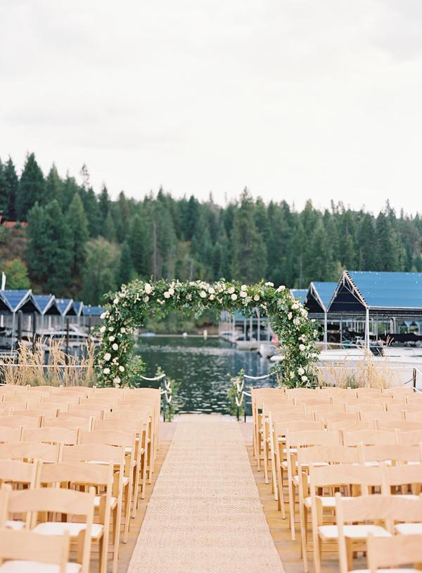Natural Wood Ceremony1