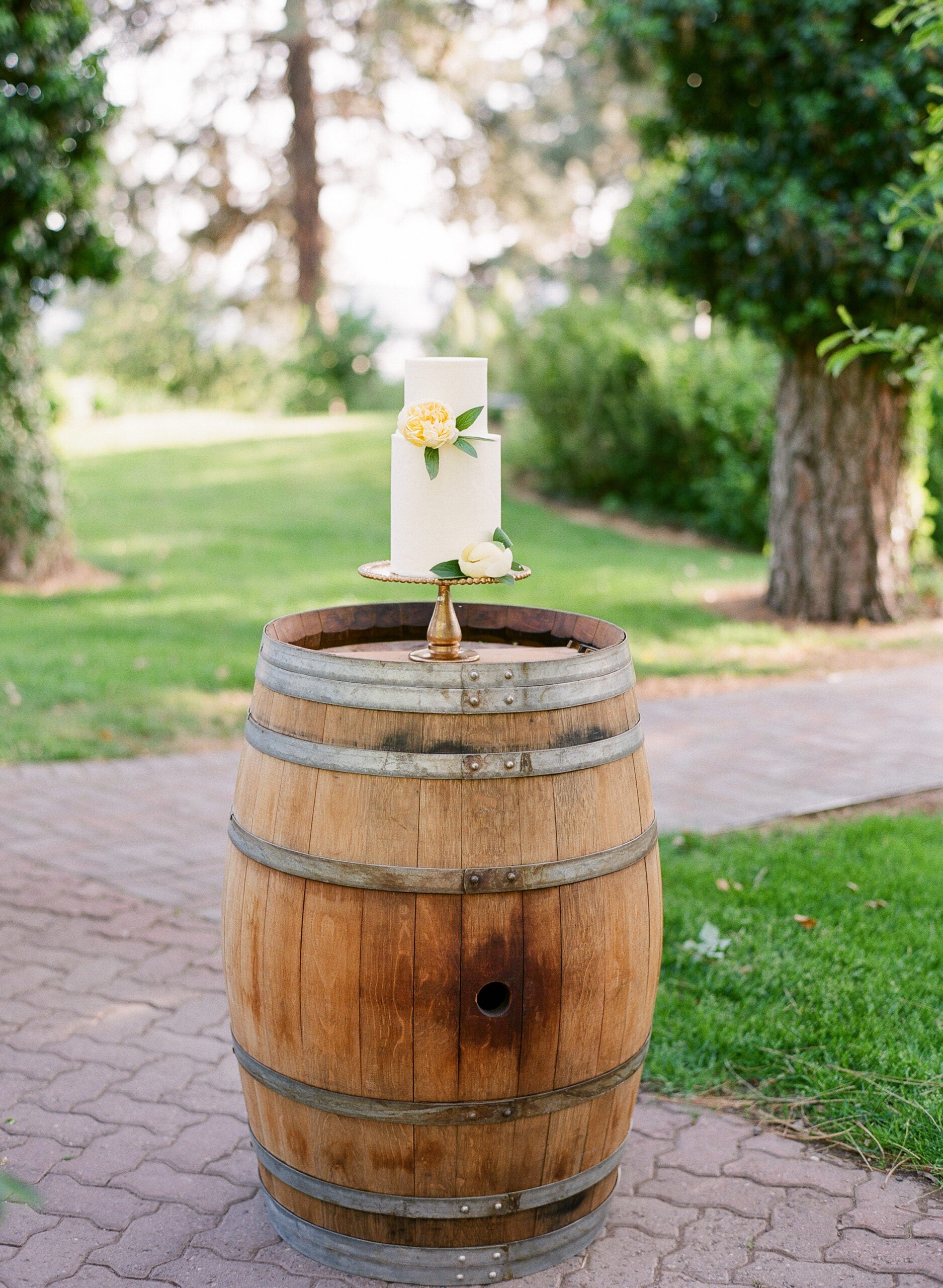 SarahNorman-Arbor-Crest-Winery-Wedding-Photos-11