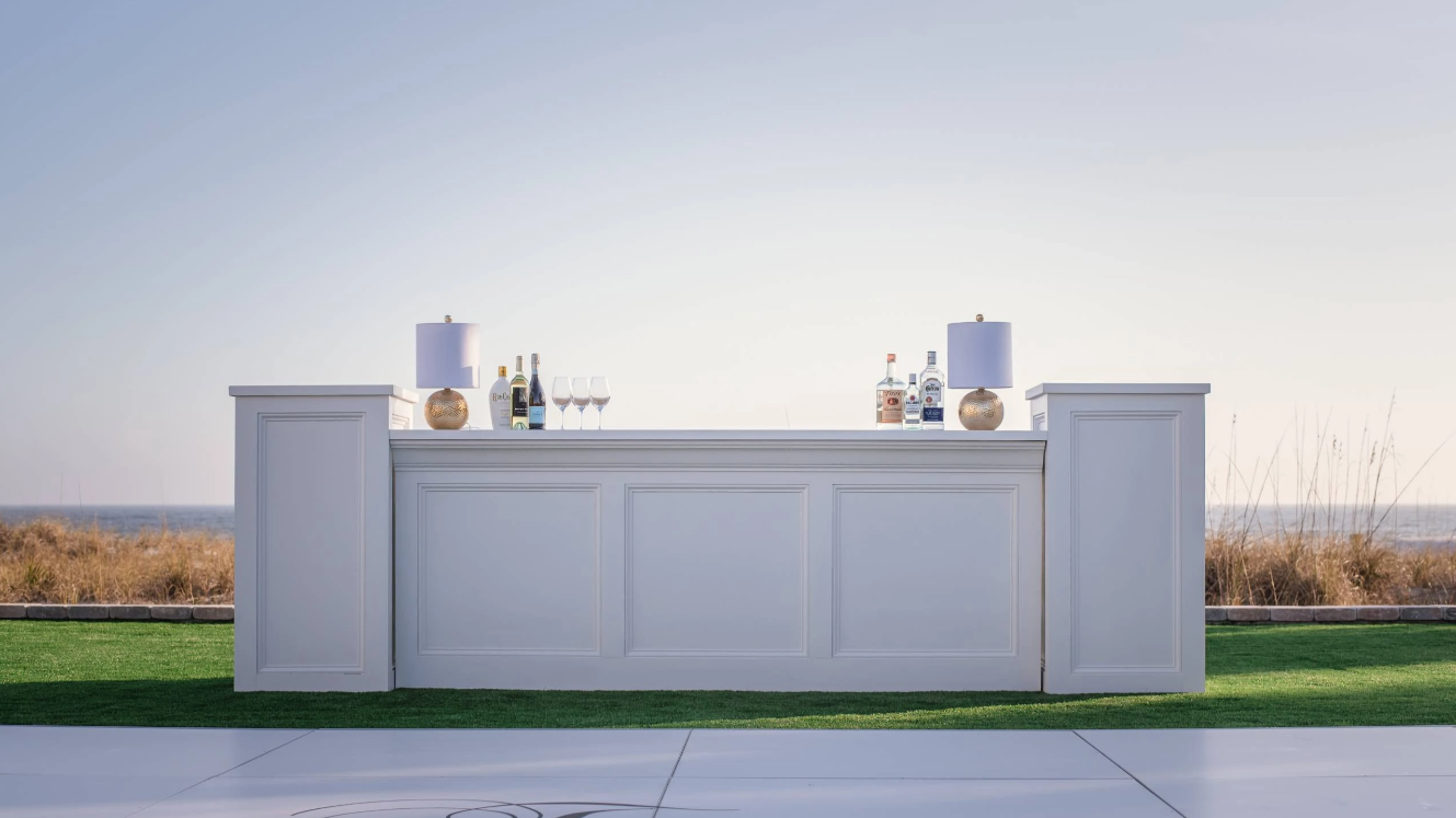 White Bar with Two Columns